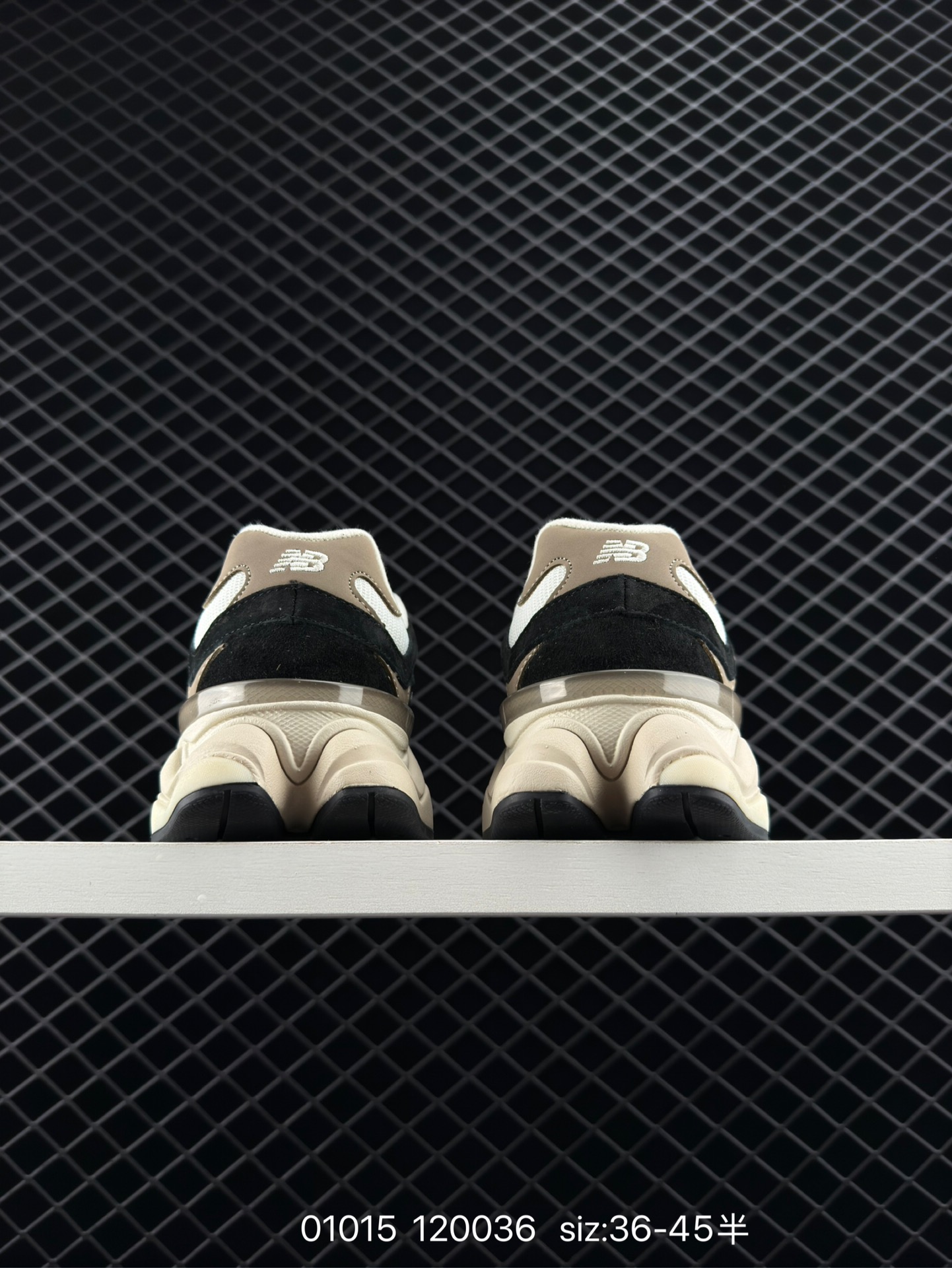 New Balance 9060”Triple Black“